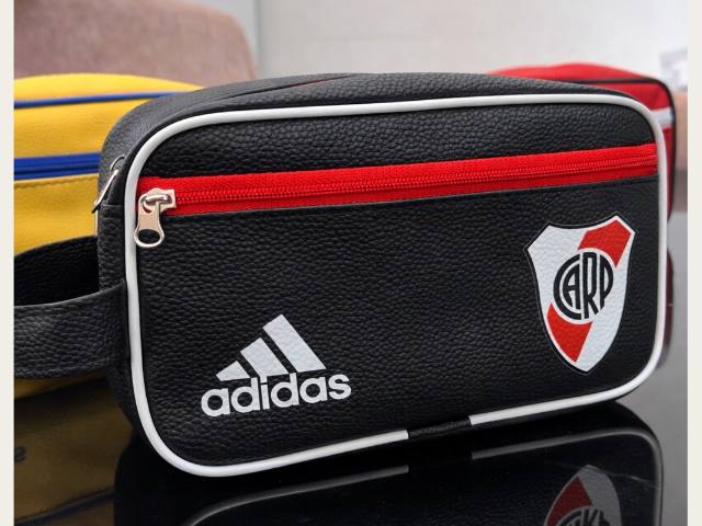 Neceser river plate