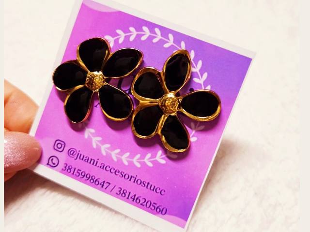 Aros Flor Negra