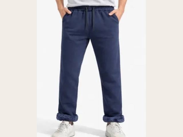 Pantalón con piel