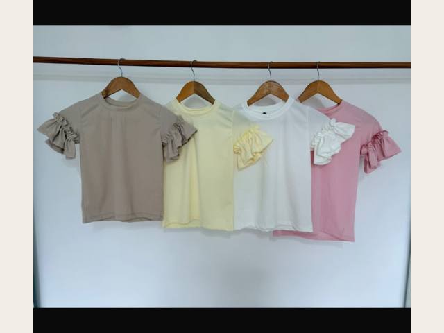 Remera morley lisa con vuelo en mangas