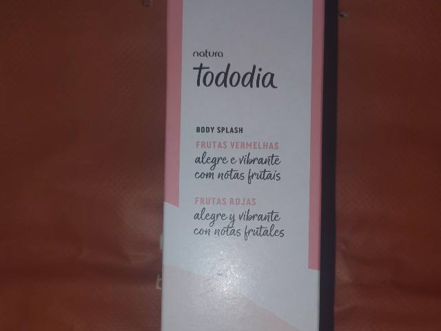 Tododía body splash frutos rojos