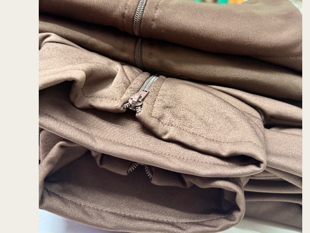 Conjunto marron de acetato colegial