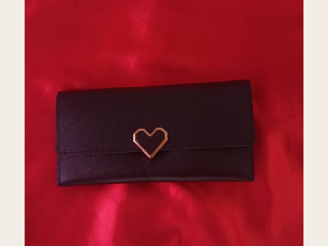 Billetera corazón negra 