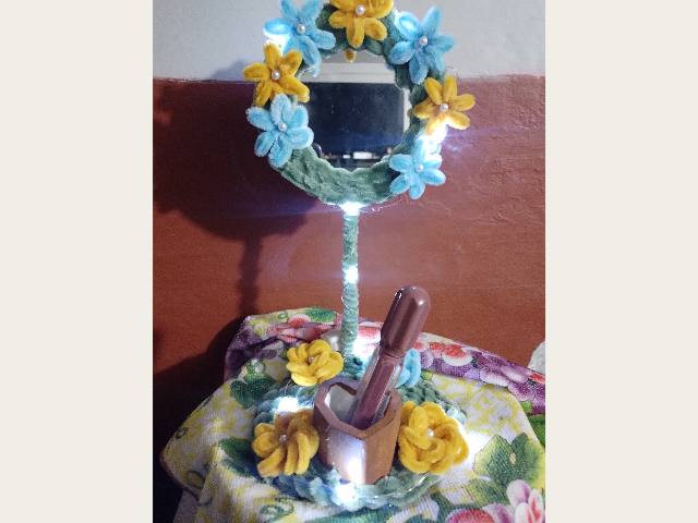 Espejo con flores y luz led