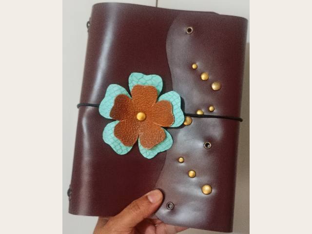 Midori o cuaderno de viaje en cuero legitimo