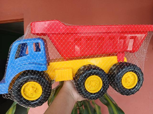 Camion con accesorios 