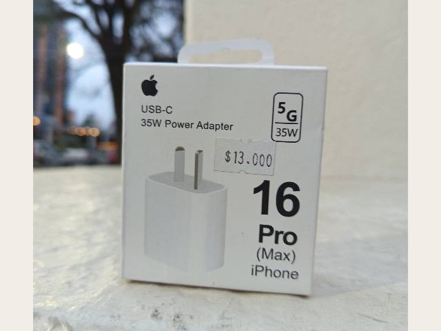 Cabezal cargador Iphone 16 pro
