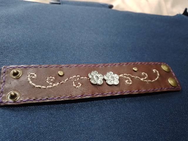 Pulsera de cuero