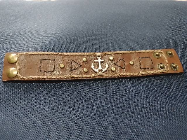 Pulsera de cuero