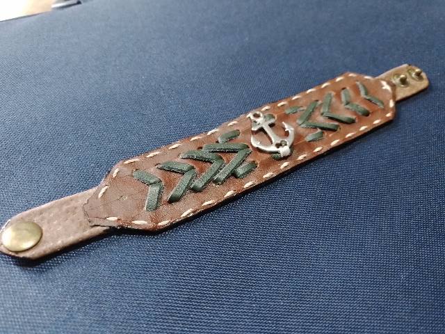 Pulsera de cuero
