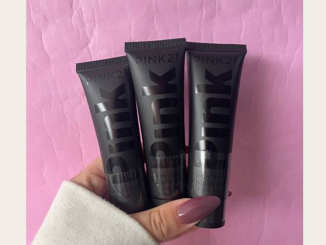Base de maquillaje silicon foundation Pink 21