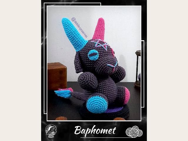 Baphomet bicolor - Amigurumi