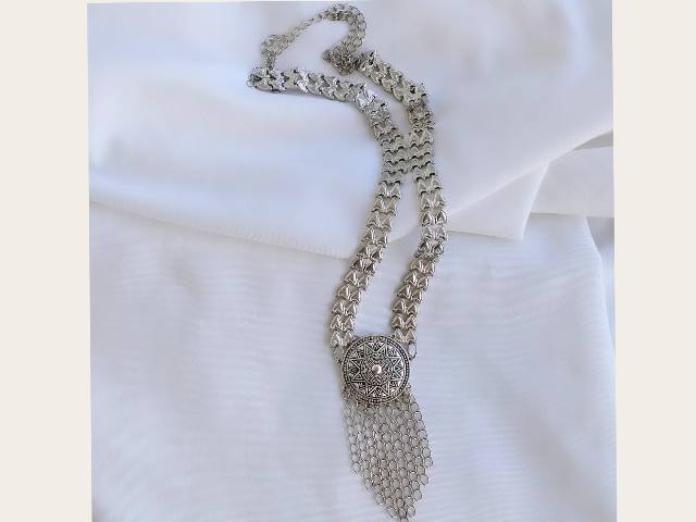Collar Colgante con Dije Texturado